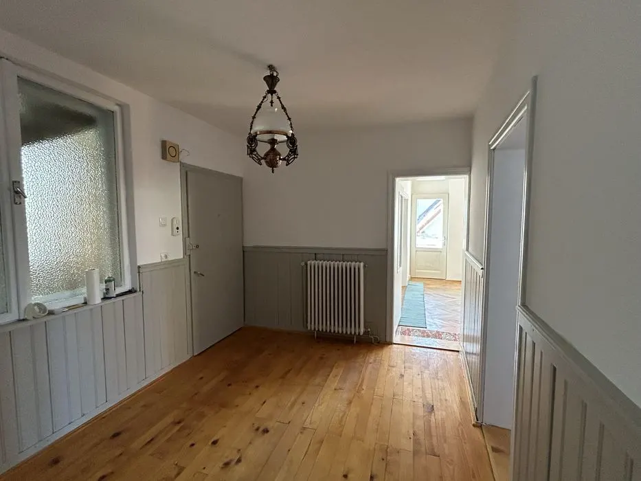 Nivel in  vila, 4 camere, cu garaj, curte proprie, Central, Brasov - foto 12