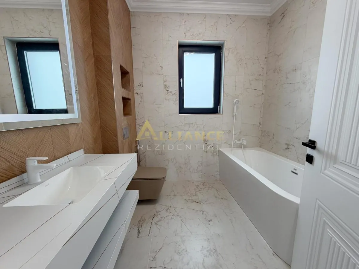 Vila individuala P+1E cu finisaje de lux || 4 camere 3 bai || 540mp teren - foto 5