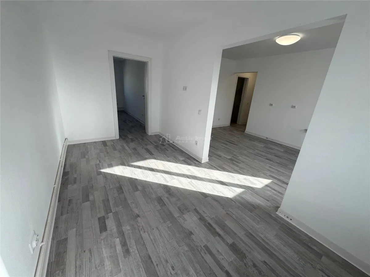 Bocsa Romana, Proiect NOU, 28 de Apartamente cu 2 si 3 Cam., Modernizari Premium. - foto 11