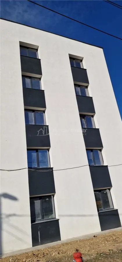 Bocsa Romana, Proiect NOU, 28 de Apartamente cu 2 si 3 Cam., Modernizari Premium. - foto 24
