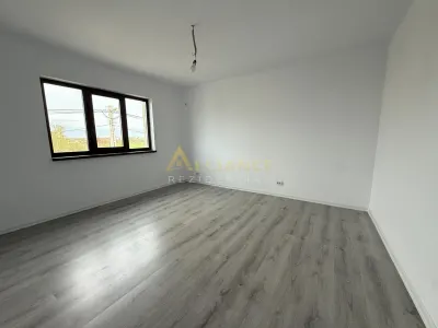 Vila individuala - 4 camere 2 bai - pod - incalzire pardoseala - foto 10