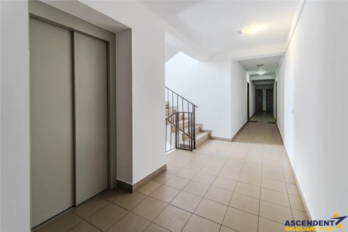 FILM!Apartament 3 camere,2 bai, decomandat,accesorizat,parcare privata,Tractorul- Brasov. - foto 11