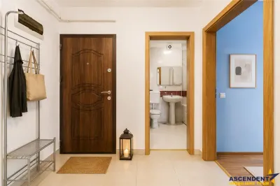 FILM!Apartament 3 camere,2 bai, decomandat,accesorizat,parcare privata,Tractorul- Brasov. - foto 7
