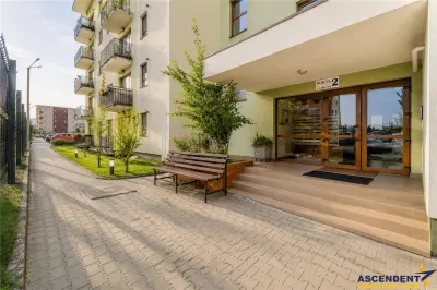 FILM!Apartament 3 camere,2 bai, decomandat,accesorizat,parcare privata,Tractorul- Brasov. - foto 10