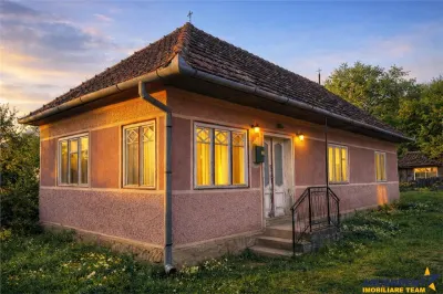 Casa rustica, cu teren roditor de peste 1.000mp, Sanzieni, Covasna - foto 4
