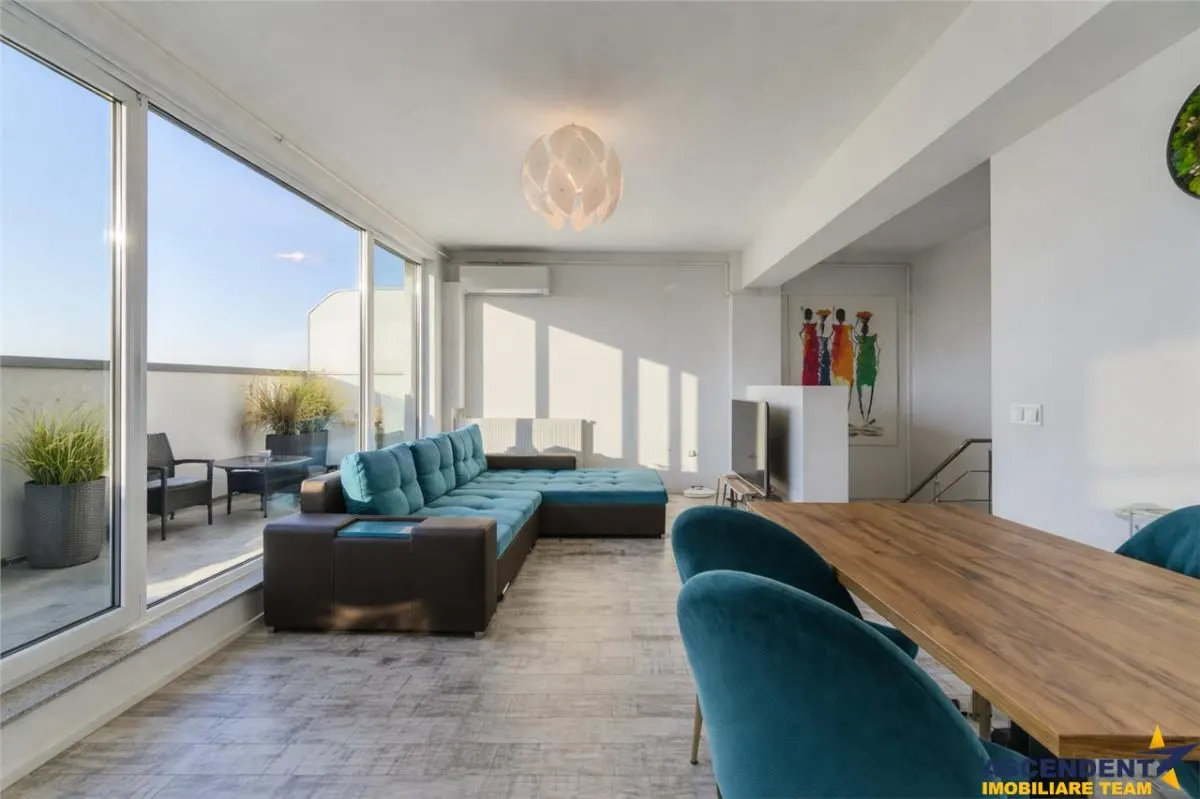 Penthouse spatios, luminos, terasa generoasa, Maurer, Tractorul, Brasov. - foto 1