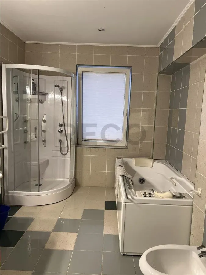RECO Vila Lux 5 camere + teren mare în Sanmartin - foto 12