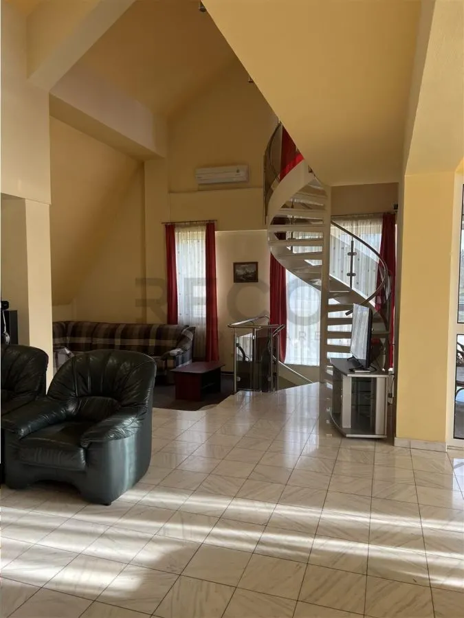 RECO Vila Lux 5 camere + teren mare în Sanmartin - foto 25