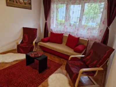 Apartament 2 camere Centrul Civic -CEC Bank,parter,99900 Euro neg - foto 2