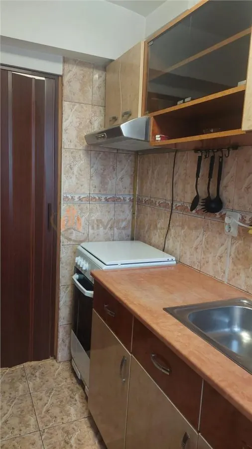 Apartament 2 camere Podu Ros - foto 14