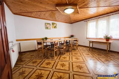 Rezidential/ Pensiune in decor de poveste,  Moieciu, Bran - foto 4