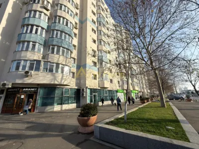 Metrou Aparatorii Patriei 3 cam bloc 1985 et 2 - foto 15