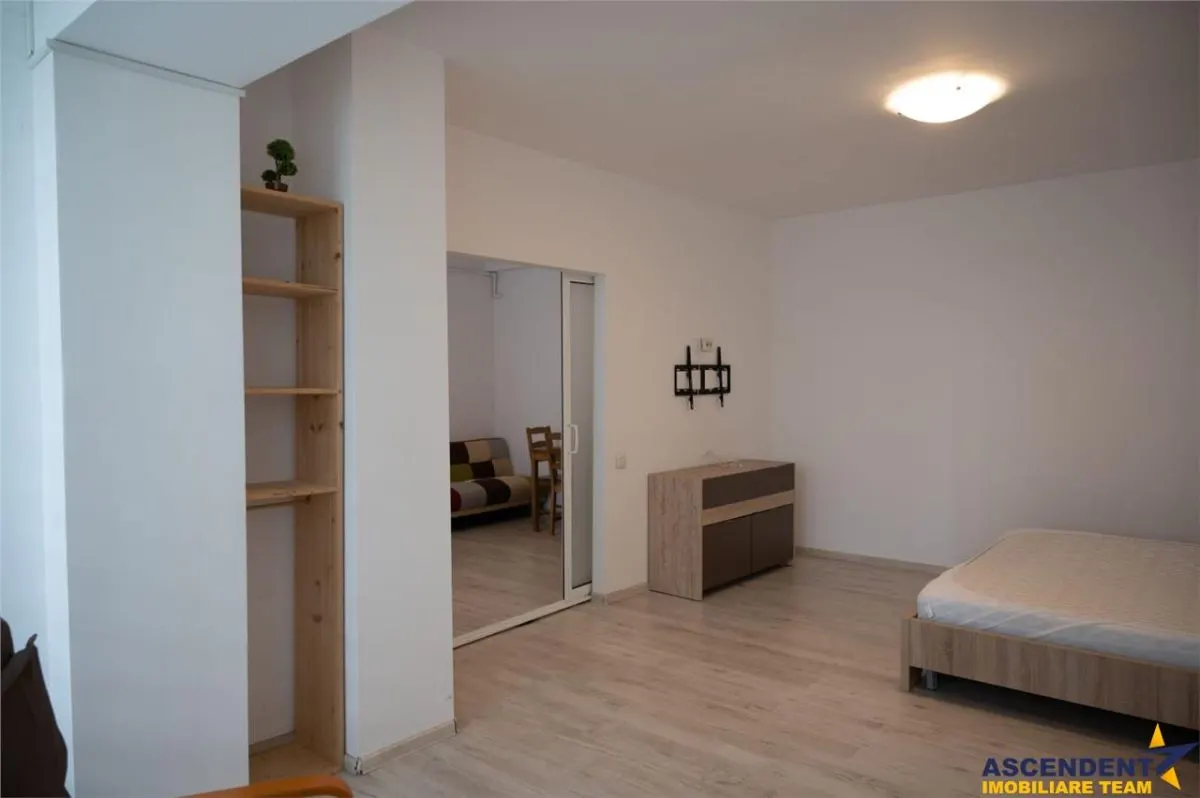 Apartament la casa, curte si acces propriu, loc parcare, Parcul Central, Brasov - foto 6