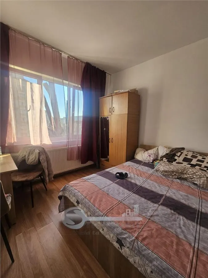 Cameră cămin 20 mp, mobilată, etaj 3 â€“ Dacia (Biserica Catolică), ideal investiție - foto 2