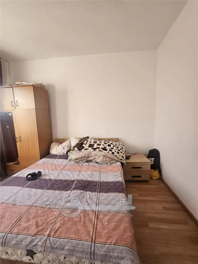 Cameră cămin 20 mp, mobilată, etaj 3 â€“ Dacia (Biserica Catolică), ideal investiție - foto 3