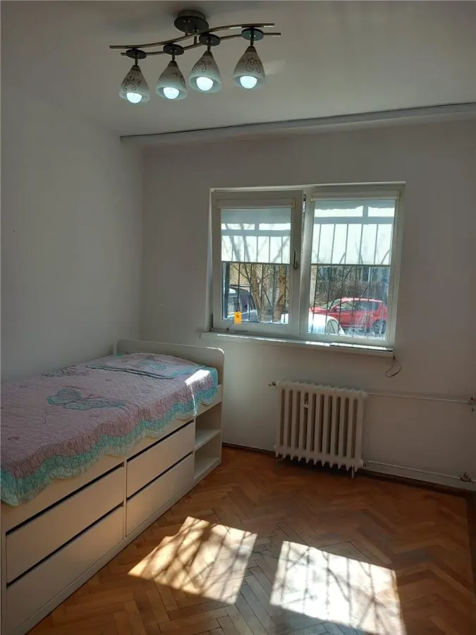 Apartament 3  camere zona Lamaita - foto 3
