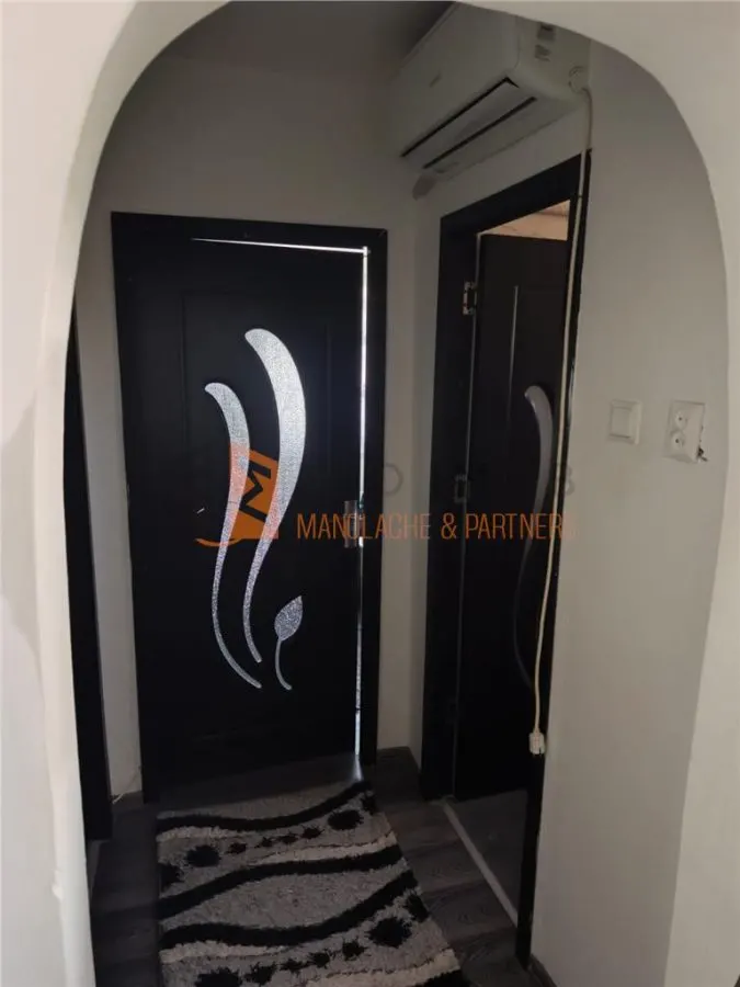 Apartament 2 camere cf 1 decomandat zona Crang - foto 18