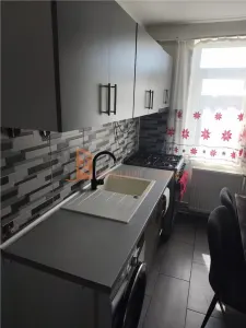 Apartament 2 camere cf 1 decomandat zona Crang - foto 10