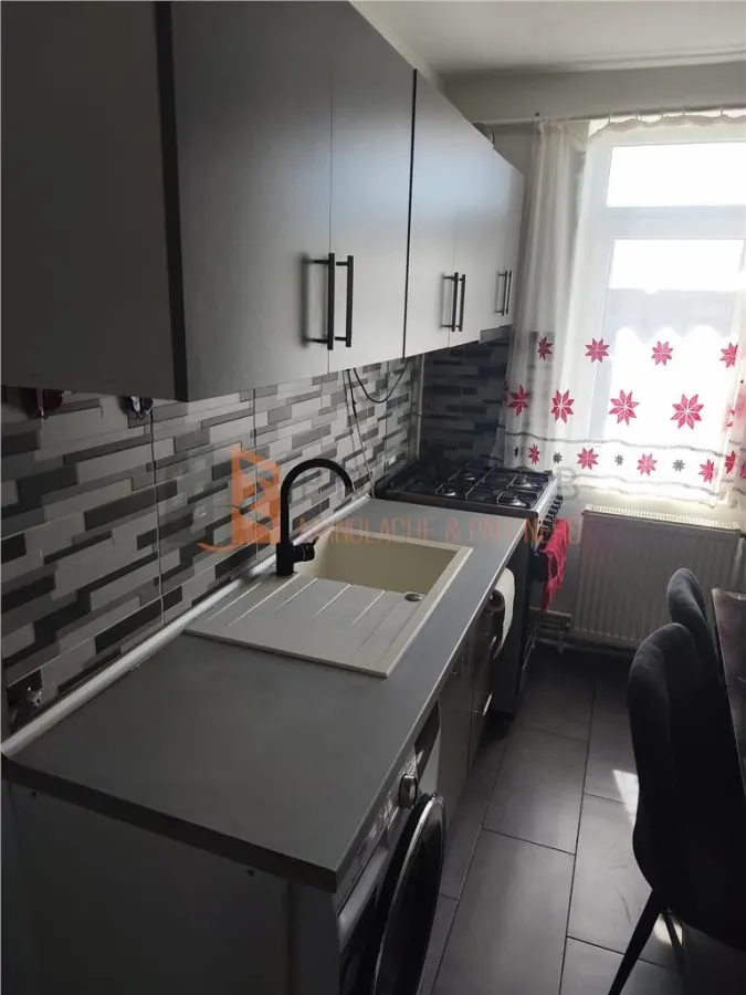 Apartament 2 camere cf 1 decomandat zona Crang - foto 10
