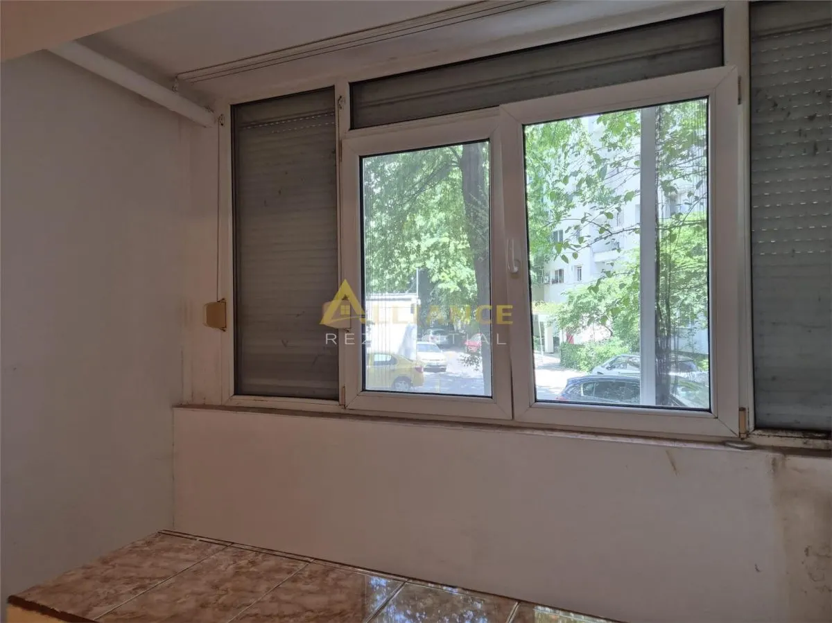 10 MINUTE METROU TITAN - DE RENOVAT - 2 CAMERE - foto 9