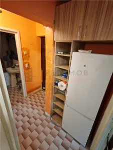 Apartament 3 camere cf 3 semidecomandat zona Micro 14 - foto 15
