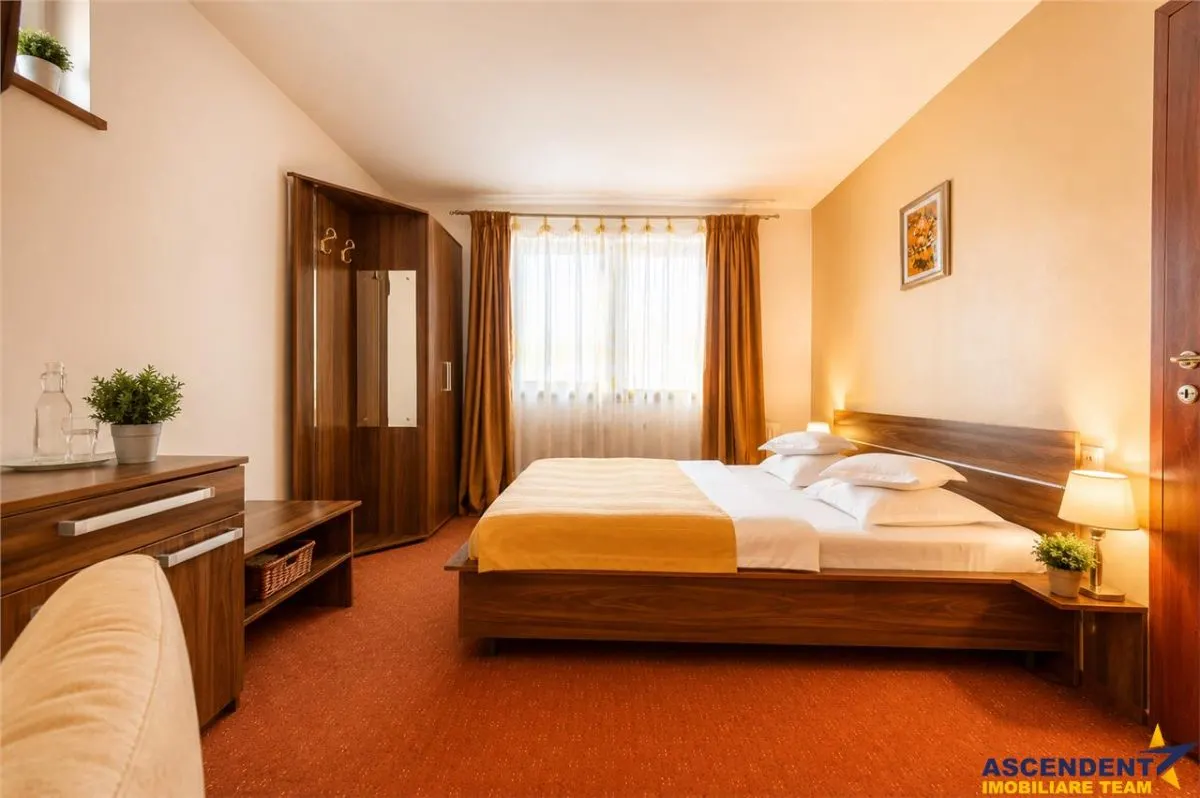 Pensiune + Vila, pe 1.500 mp teren, Drumul Poienii, Brasov - foto 5