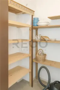 RECO Apartament 3 camere, zona Rogerius, etaj 4 din 4, balcon inchis - foto 9