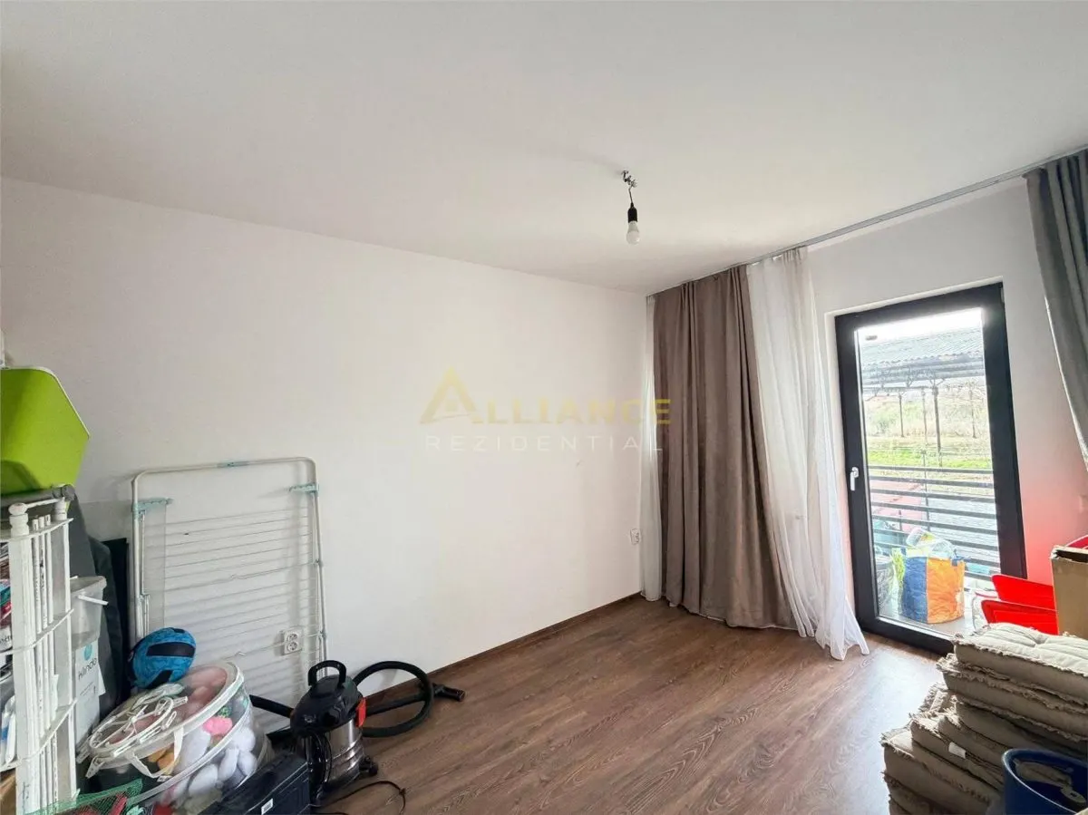 MOBILATA SI UTILATA- 124.990 euro- 4 camere- 2 bai - 200m de STV - 124.990eur - foto 6