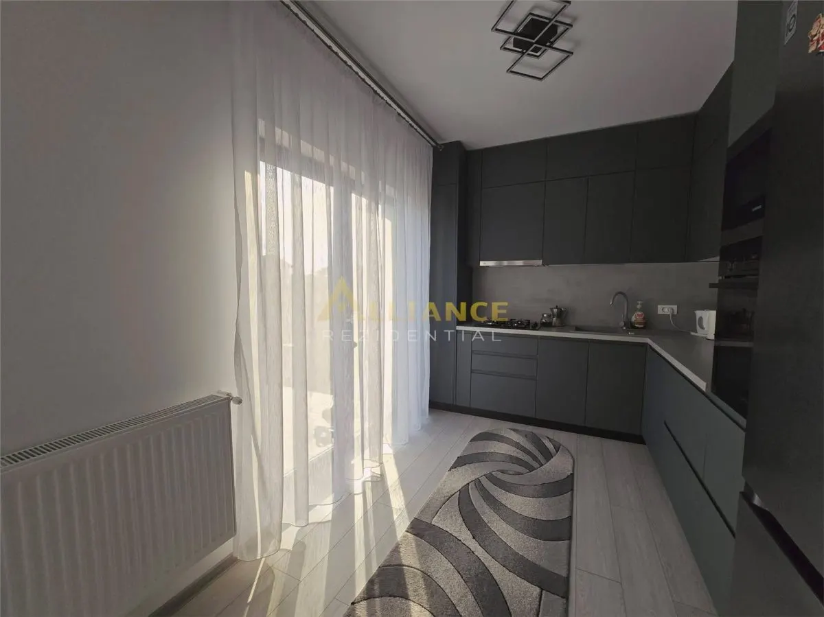 MOBILATA SI UTILATA- 4 camere- 2 bai - pod- beci - 145.000eur - foto 9