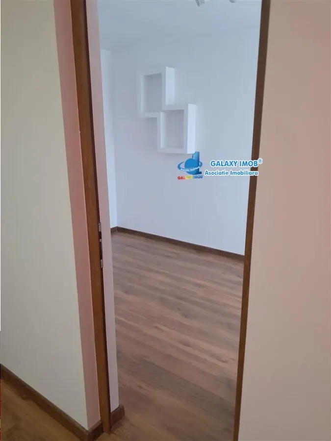 vanzare ap cu 2 camere  CF 2   38 mp. TRIVALE  etaj intermediar - foto 1