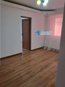 vanzare ap cu 2 camere  CF 2   38 mp. TRIVALE  etaj intermediar - foto 2