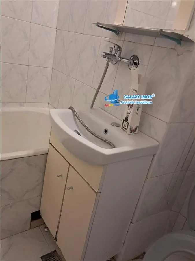 vanzare ap cu 2 camere  CF 2   38 mp. TRIVALE  etaj intermediar - foto 8