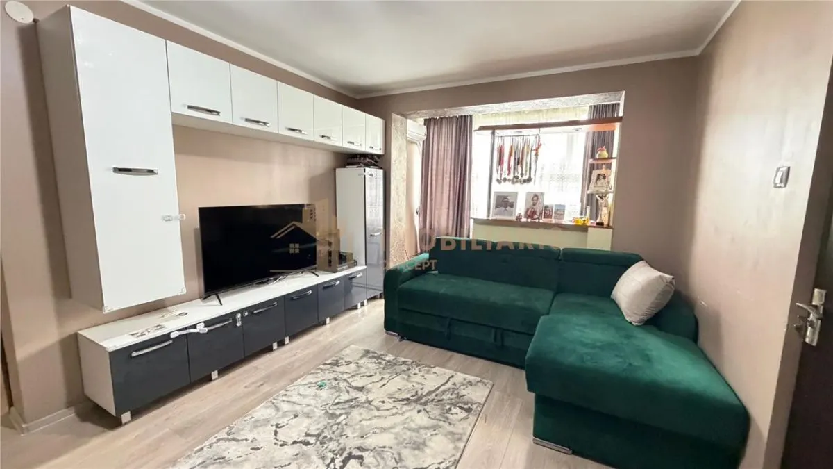 Apartament 3 camere, zona Spitalul TBC - foto 1