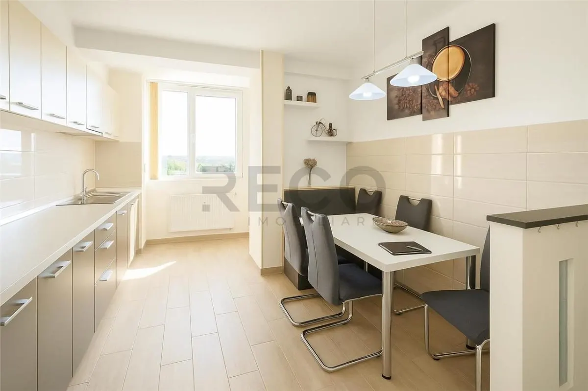 RECO apartament 3 camere in Decebal - foto 22
