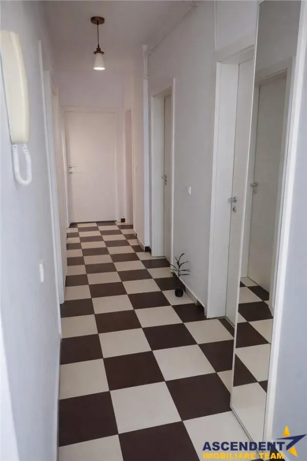 Apartament 3 camere, decomandat, terasa, parcare, Avantgarden, Bartolomeu, Brasov - foto 5