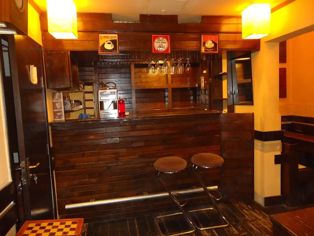 Casă cu spațiu comercial + locuință, ideală pentru HoReCa in  Zona Pache Protopopescu - foto 3