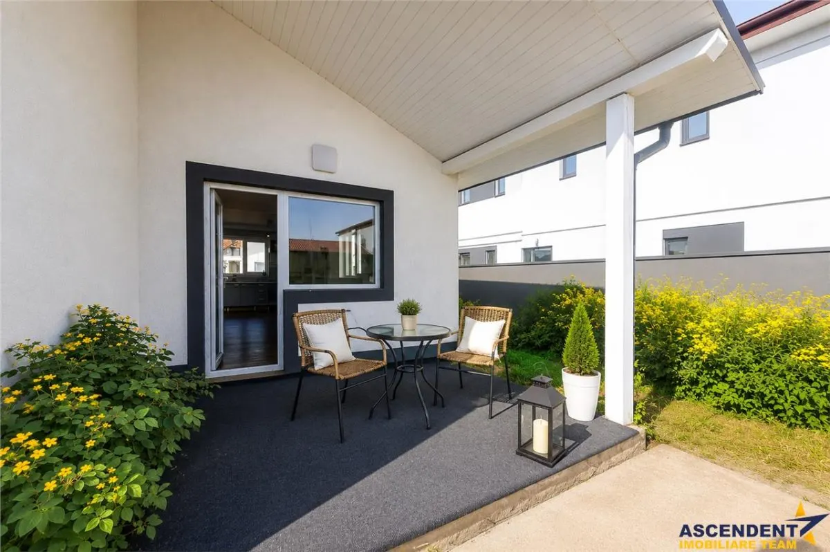 Casa la pret de apartament, curte individuala, terasa, toate utilitatile, Izvor-Tarlungeni, Brasov - foto 1