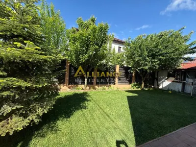 Vila individuala P+M || 4 camere 2 bai ||teren 258mp || - foto 12