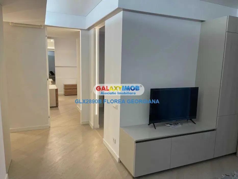Inchiriere apartament 3 camere Cortina North - foto 4