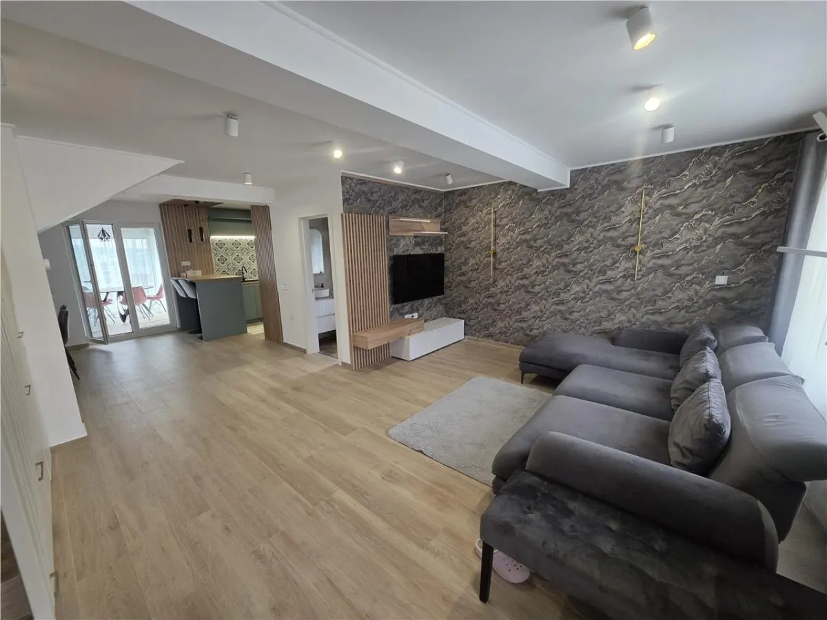 Casa 4 camere, Strada Livezeni, Tudor, prima inchiriere, Targu Mures - foto 1