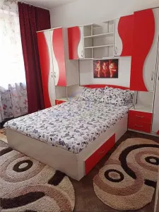 APARTAMENT 4 CAMERE ,  ETAJ 3 din 4, 2 BAI, 2 BALCOANE,  CALEA SEVERINULUI - foto 5
