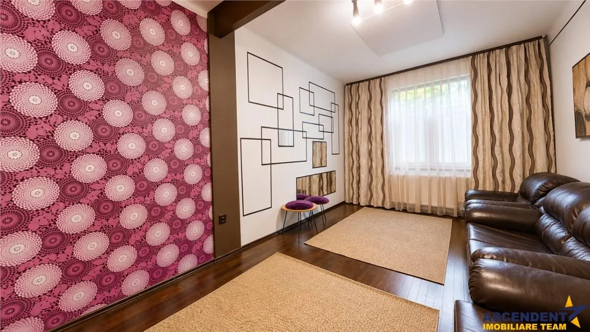 Apartament decomandat, 2 locuri parcare,  Calea Bucuresti, Astra,  Brasov - foto 1