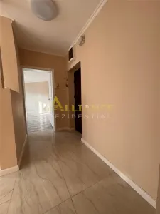 Sector 4 Metrou Aparatorii Patriei,Apartament 3 Camere Renovat - foto 8