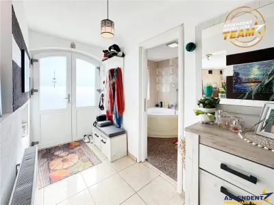 Casa primitoare si apreciabila, areal cu liniste, gradina frumoasa, Sancraiu,Szalomer Covasna - foto 21