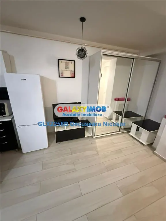 Garsoniera mobilata Militari Residence 49.900 euro - foto 14
