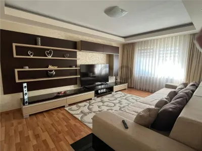 RECO Apartament cu 3 camere Oradea- Nufarul -decomandat - foto 14