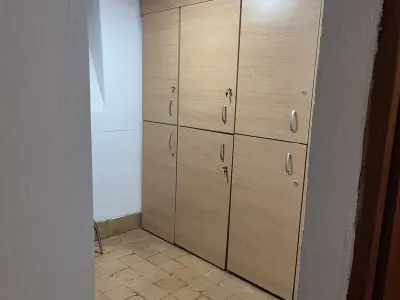 Spațiu Comercial Stradal de Închiriat â€“ Ideal pentru Farmacie 157,80 mp Vad Excelent - foto 2