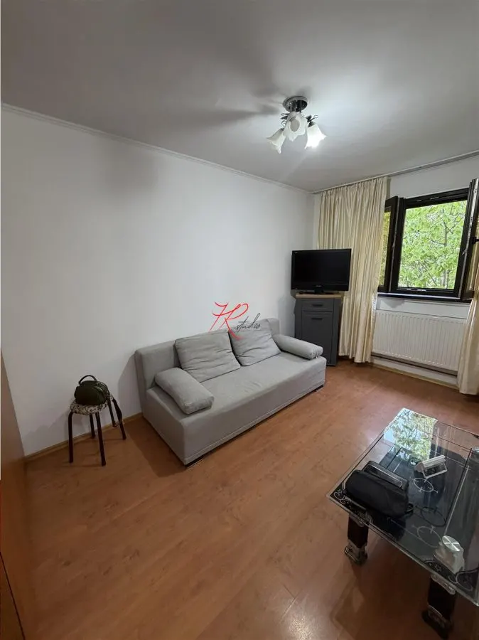 Inchiriere Garsoniera Piata Sudului - foto 1