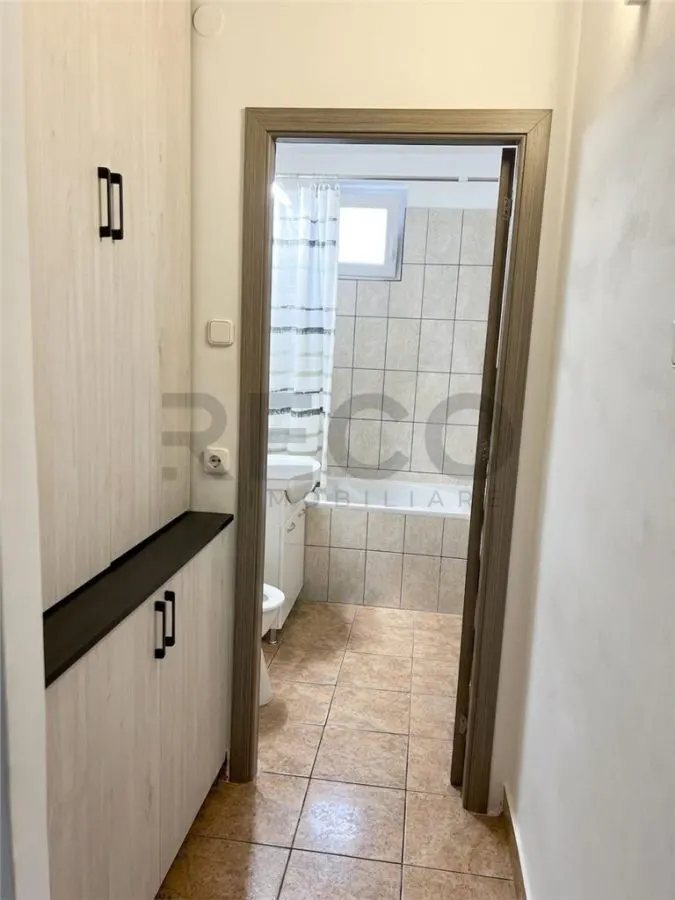 RECO Apartament  4 camere in Cantemir- Oradea - foto 1