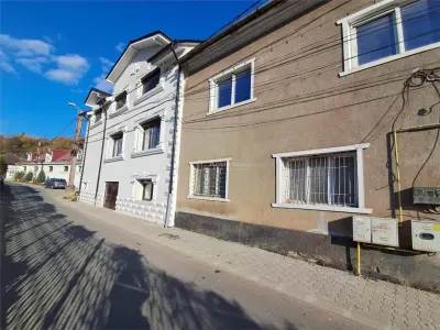 Resita Apartament la Casa,Etj.1 - foto 4